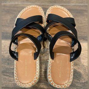 American Eagle Sandals